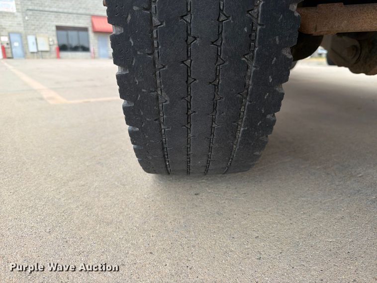 image for item FK4587 2015 Ford F550 utility / service truck