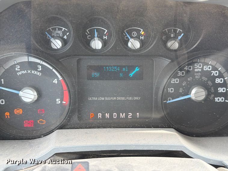 image for item FK4587 2015 Ford F550 utility / service truck
