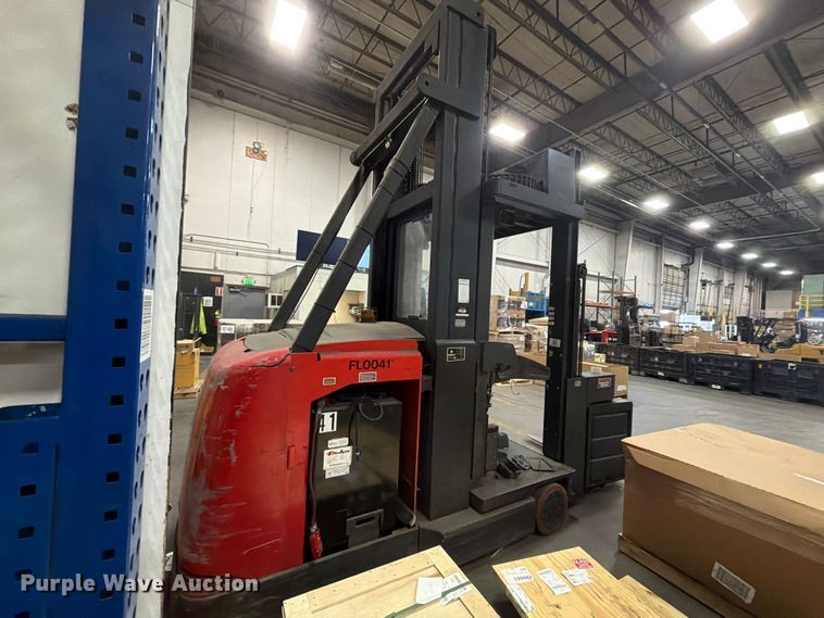 image for item FK4613 Raymond SA-CSR30T forklift