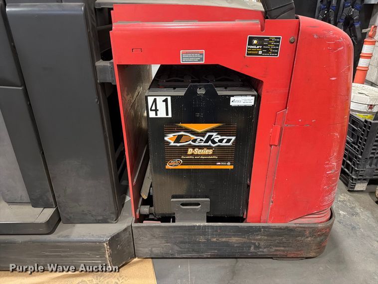 image for item FK4613 Raymond SA-CSR30T forklift