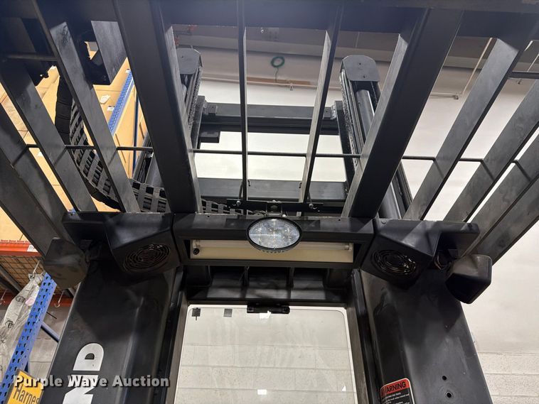 image for item FK4613 Raymond SA-CSR30T forklift