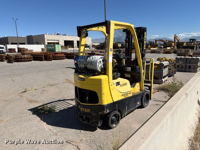 image for item FK4616 2012 Hyster S40FTS forklift