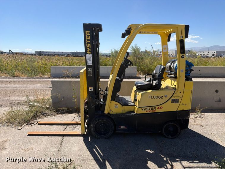 image for item FK4616 2012 Hyster S40FTS forklift