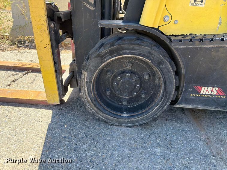 image for item FK4616 2012 Hyster S40FTS forklift