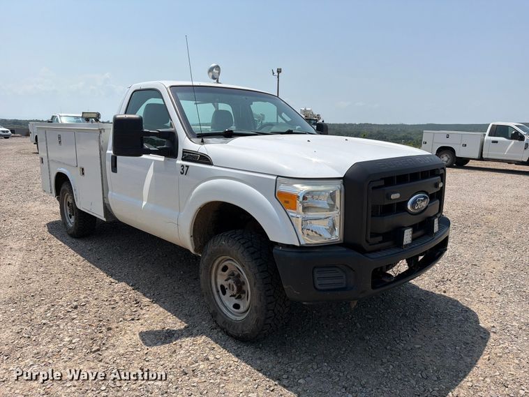 image for item FK5041 2011 Ford F250 Super Duty utility bed pickup truck