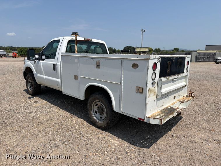 image for item FK5041 2011 Ford F250 Super Duty utility bed pickup truck