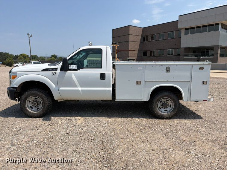 image for item FK5041 2011 Ford F250 Super Duty utility bed pickup truck