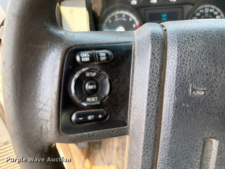 image for item FK5041 2011 Ford F250 Super Duty utility bed pickup truck