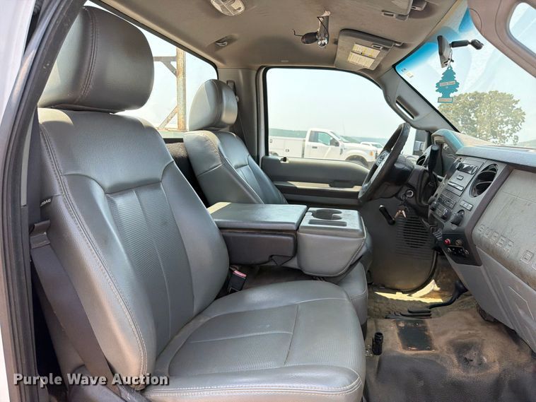 image for item FK5041 2011 Ford F250 Super Duty utility bed pickup truck
