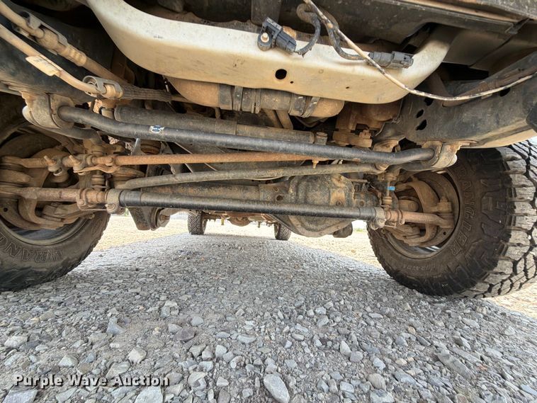 image for item FK5041 2011 Ford F250 Super Duty utility bed pickup truck