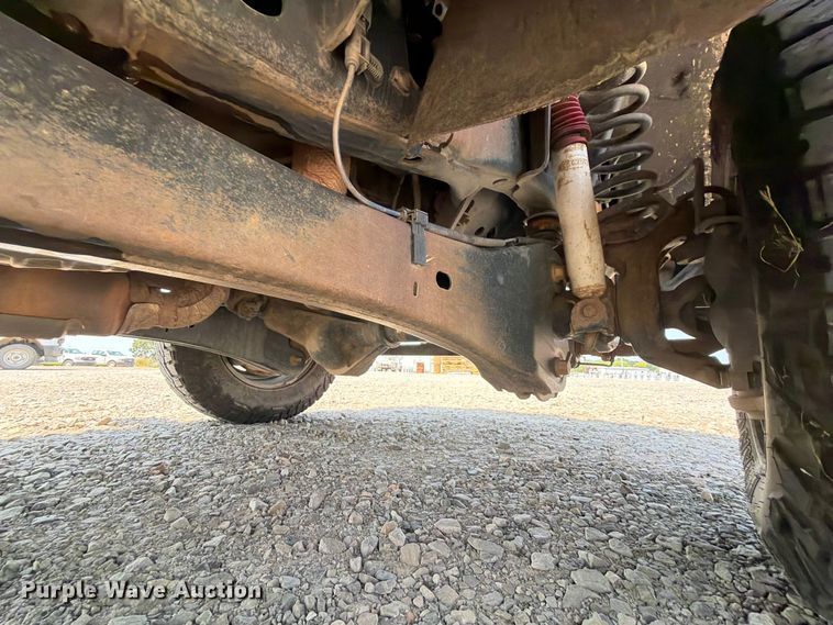 image for item FK5041 2011 Ford F250 Super Duty utility bed pickup truck