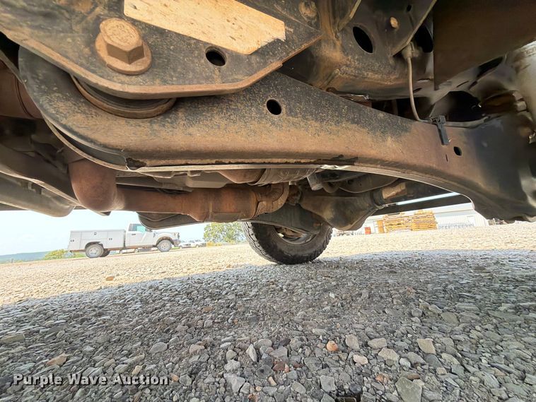 image for item FK5041 2011 Ford F250 Super Duty utility bed pickup truck