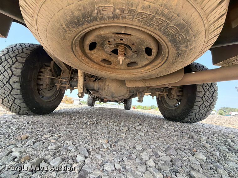image for item FK5041 2011 Ford F250 Super Duty utility bed pickup truck