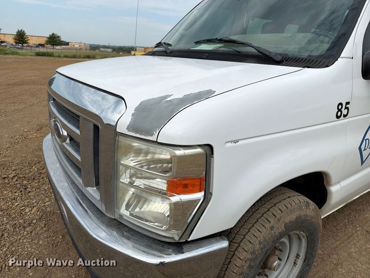 image for item FK5068 2013 Ford E350 van