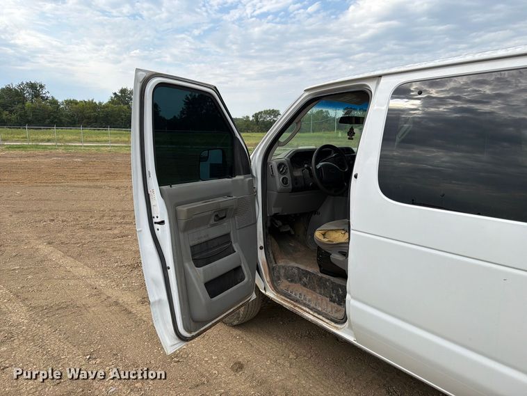 image for item FK5068 2013 Ford E350 van