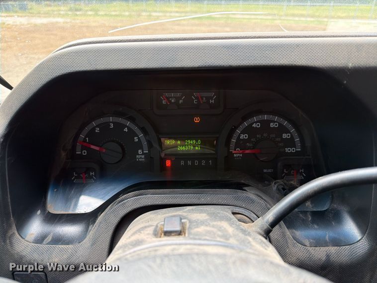 image for item FK5068 2013 Ford E350 van