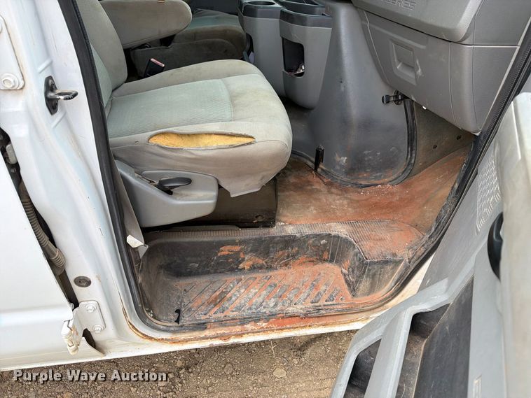 image for item FK5068 2013 Ford E350 van