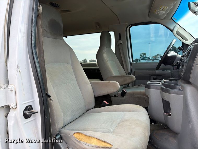 image for item FK5068 2013 Ford E350 van