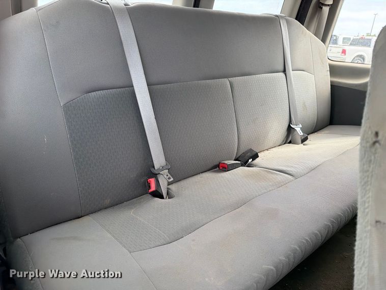 image for item FK5068 2013 Ford E350 van