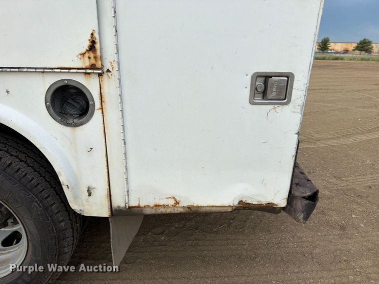 image for item FK5073 2011 GMC Sierra 3500HD utility bed pickup truck