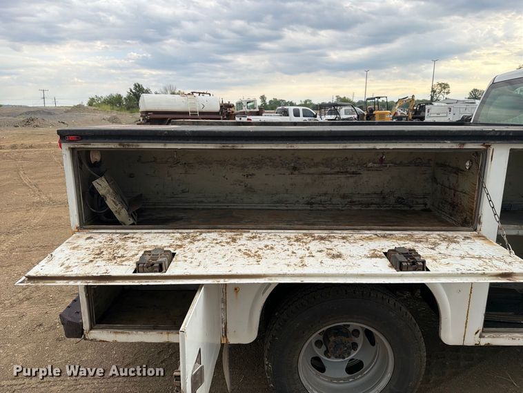 image for item FK5073 2011 GMC Sierra 3500HD utility bed pickup truck