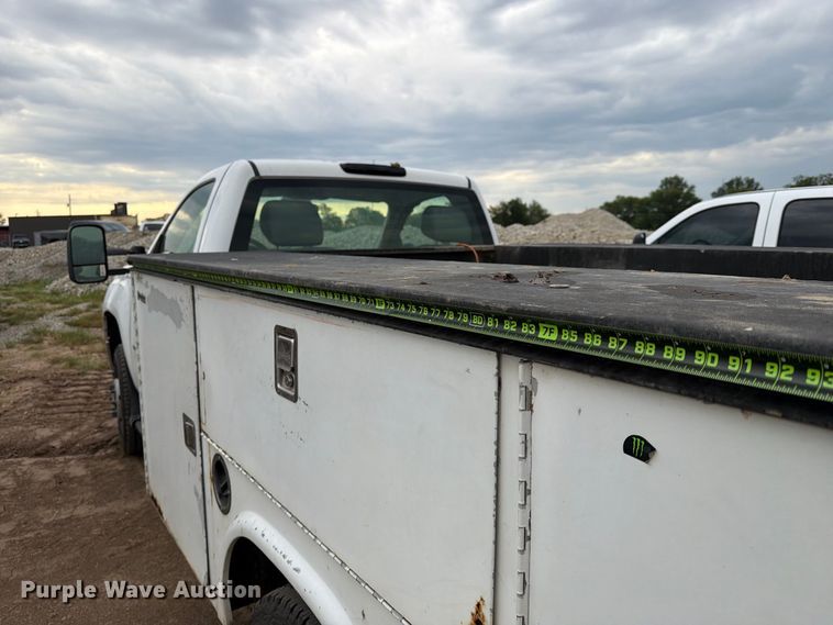 image for item FK5073 2011 GMC Sierra 3500HD utility bed pickup truck