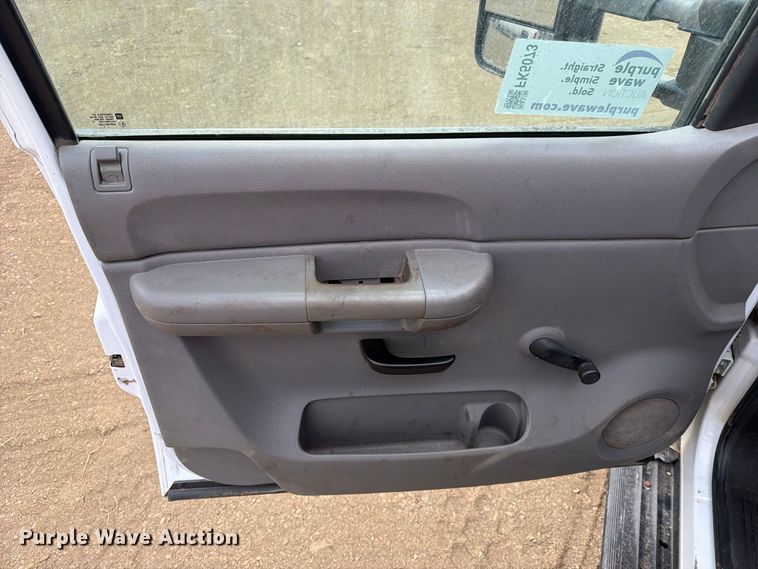 image for item FK5073 2011 GMC Sierra 3500HD utility bed pickup truck