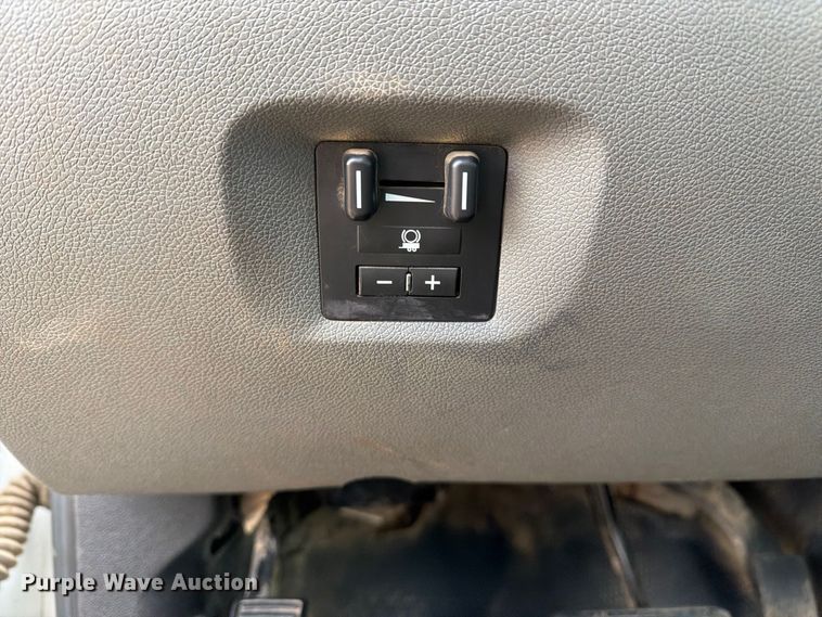 image for item FK5073 2011 GMC Sierra 3500HD utility bed pickup truck