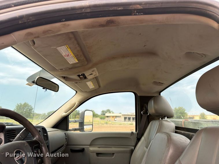 image for item FK5073 2011 GMC Sierra 3500HD utility bed pickup truck
