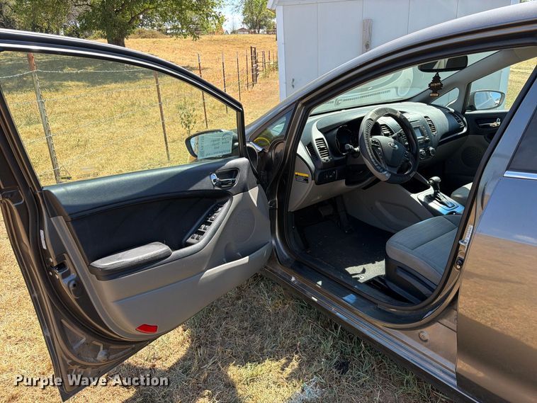 image for item FK5128 2014 KIA Forte 