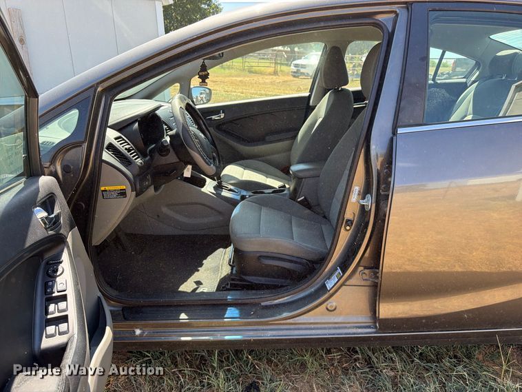 image for item FK5128 2014 KIA Forte 