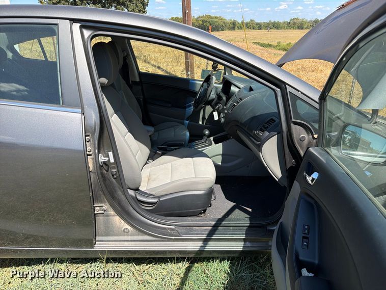 image for item FK5128 2014 KIA Forte 