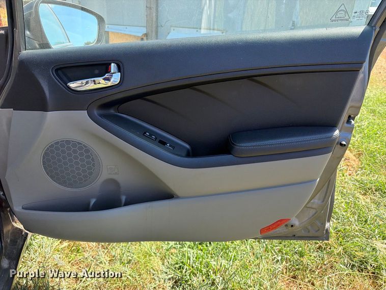 image for item FK5128 2014 KIA Forte 