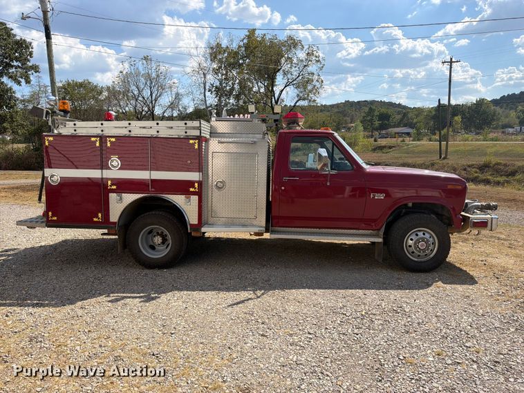 image for item FK5143 1986 Ford F350 pumper fire truck
