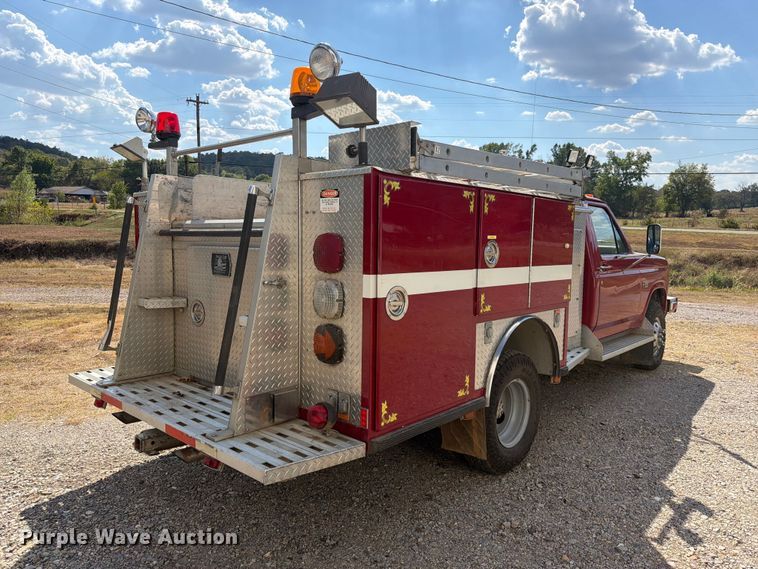 image for item FK5143 1986 Ford F350 pumper fire truck