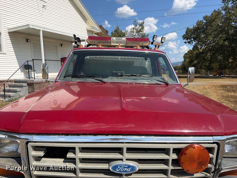 image for item FK5143 1986 Ford F350 pumper fire truck
