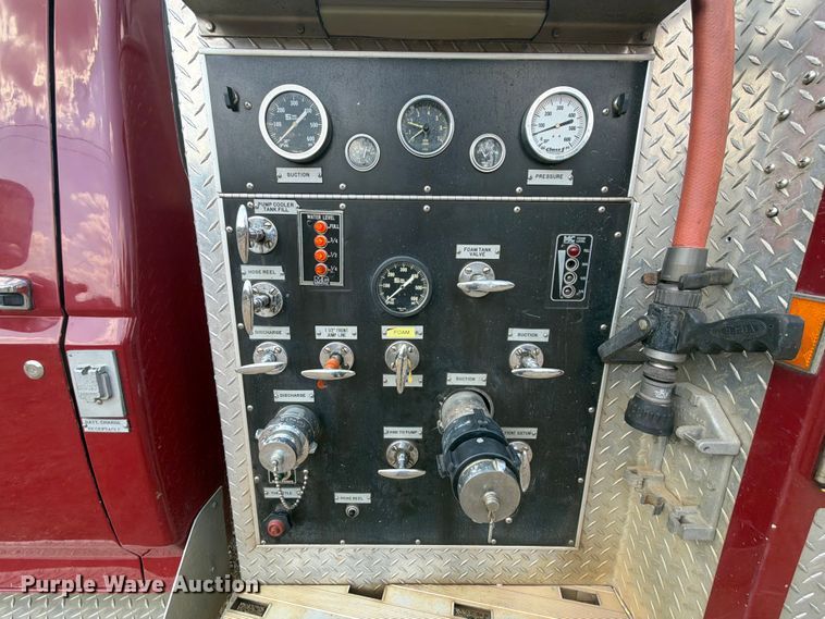 image for item FK5143 1986 Ford F350 pumper fire truck