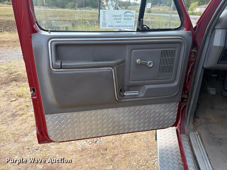 image for item FK5143 1986 Ford F350 pumper fire truck