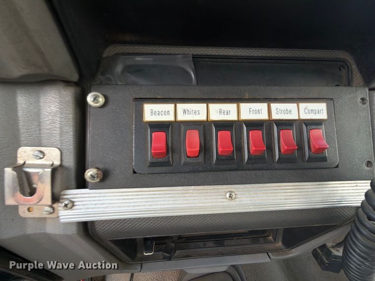 image for item FK5143 1986 Ford F350 pumper fire truck