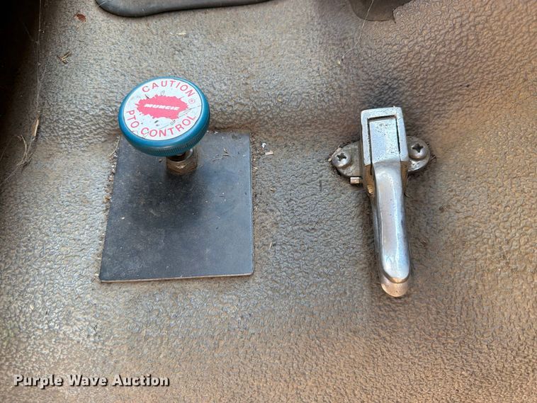 image for item FK5143 1986 Ford F350 pumper fire truck