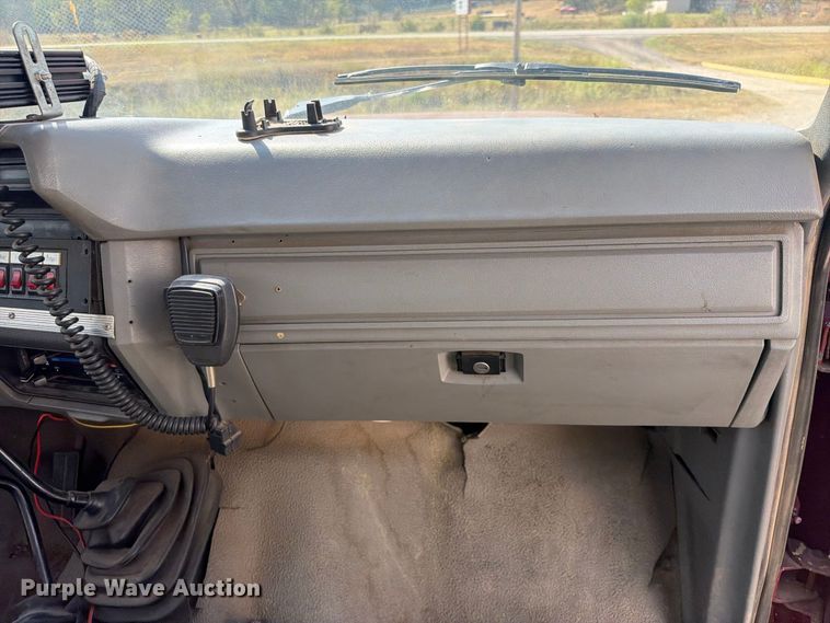 image for item FK5143 1986 Ford F350 pumper fire truck