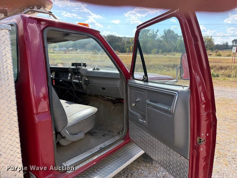 image for item FK5143 1986 Ford F350 pumper fire truck