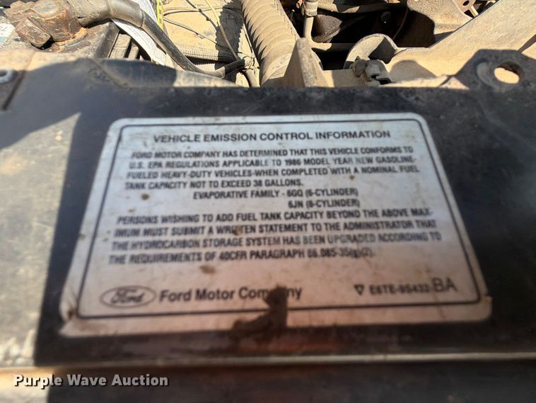 image for item FK5143 1986 Ford F350 pumper fire truck