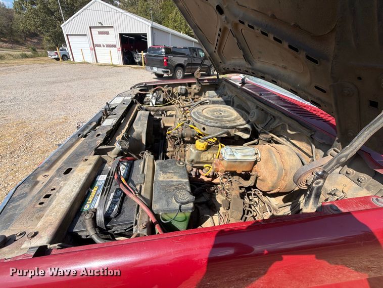 image for item FK5143 1986 Ford F350 pumper fire truck
