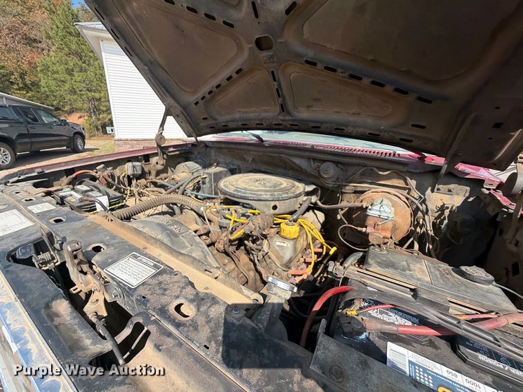 image for item FK5143 1986 Ford F350 pumper fire truck