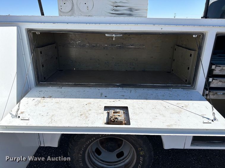 image for item FM7645 2016 Ford F350 Ext. Cab utility / service truck