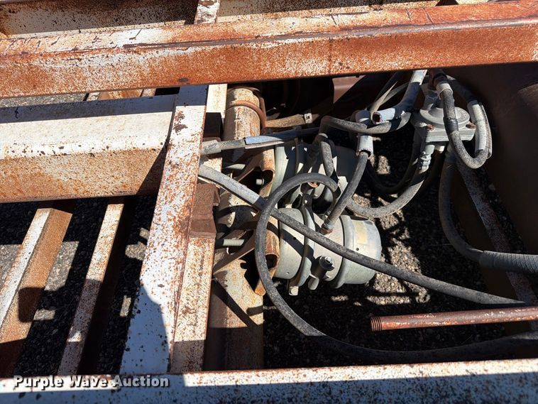 image for item FM7646 1997 Michael Mfg pole trailer