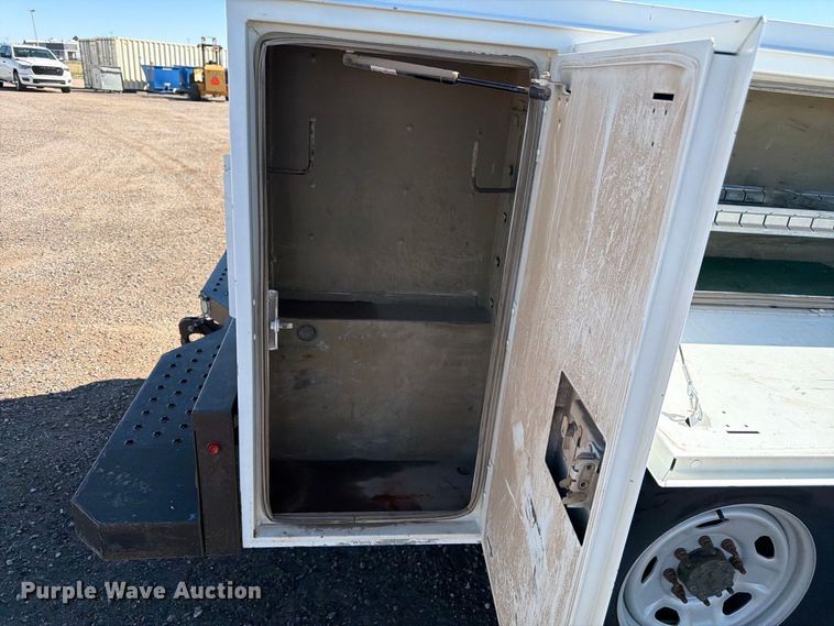 image for item FM7647 2016 Ford F250 Ext. Cab utility bed pickup truck