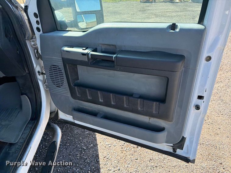 image for item FM7647 2016 Ford F250 Ext. Cab utility bed pickup truck