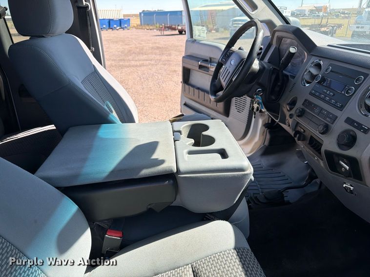 image for item FM7647 2016 Ford F250 Ext. Cab utility bed pickup truck
